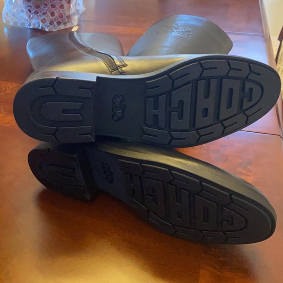 Coach women’s boots new with box - Picture 8 of 13